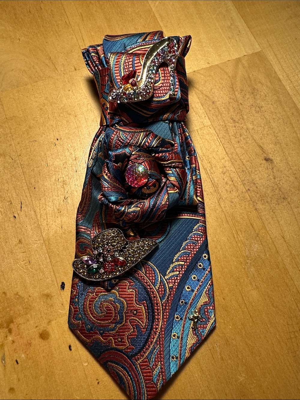 SOLD Blue and Red Paisley Necklace Tie with Jeweled Accent Pins